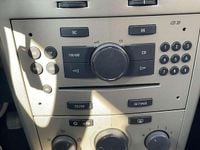 Usata Opel Astra Enjoy 101 CV (74 kW) 2008 Blu/azzurro Berlina