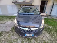 Usata Opel Meriva 95 CV (69 kW) 2017 Bluazzurro Monovolume