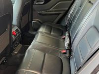 Usata Jaguar F-Pace Portfolio 250 CV (183 kW) 2018 Nero SUV