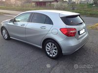 Usata Mercedes A160 90 CV (66 kW) 2014 Argento Berlina