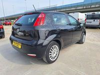 Usata Fiat Punto Street 69 CV (50 kW) 2018 Nero Utilitaria