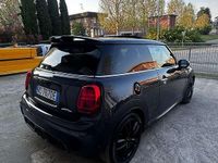 Begagnad Mini John Cooper Works 231 HK (169 kW) 2020 Halvkombi