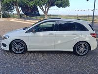 Usata Mercedes B200 AMG 136 CV (100 kW) 2018 Bianco Monovolume