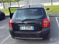 Usata Toyota Corolla Sol 90 CV (66 kW) 2006 Nero Berlina