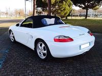 Usata Porsche Boxster 204 CV (150 kW) 1998 Bianco Cabrio
