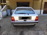 Usado Lancia Delta 75 CV (55 kW) 1990 Utilitario