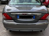 Usata Jaguar X-type Executive 196 CV (144 kW) 2007 Grigio Berlina