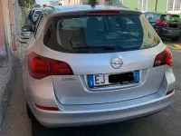 Usata Opel Astra Sport 100 CV (73 kW) 2011 Grigio Station wagon