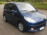 Usata Peugeot 1007 68 CV (50 kW) 2005 Blu Monovolume
