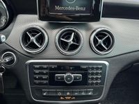 Begagnad Mercedes GLA220 170 HK (125 kW) 2015 Grå SUV