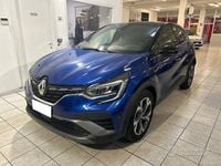 Usata Renault Captur RS Line 101 CV (74 kW) 2021 Blu metallizzato SUV