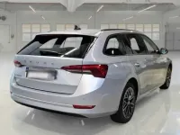 Usata Skoda Octavia G-TEC Executive 131 CV (96 kW) 2022 Argento Station wagon