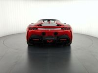 Usata Ferrari SF90 780 CV (573 kW) 2025 Rosso Cabrio