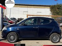 Usata Lancia Ypsilon Gold 95 CV (69 kW) 2017 Blu Utilitaria