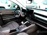 Usata Jeep Avenger Altitude 101 CV (74 kW) 2023 Nero SUV