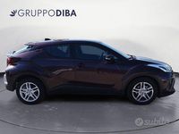 Usata Toyota C-HR Trend 122 CV (89 kW) 2023 Rosso SUV