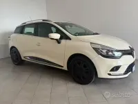 Usata Renault Clio Intens 73 CV (53 kW) 2017 Beige Station wagon