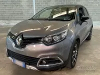 Usata Renault Captur 90 CV (66 kW) 2015 Grigio SUV