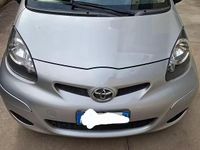 Usata Toyota Aygo 68 CV (50 kW) 2010 Grigio Utilitaria