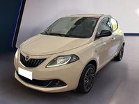 Usata Lancia Ypsilon Gold 70 CV (51 kW) 2021 Bianco Utilitaria