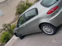 Usata Alfa Romeo 147 150 CV (110 kW) 2004 Grigio Utilitaria