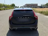 Usata Volvo V60 R-Design Momentum 136 CV (100 kW) 2015 Station wagon