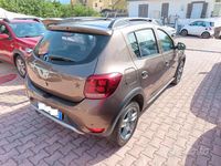 Usata Dacia Sandero Stepway 90 CV (66 kW) 2019 Marrone SUV
