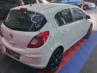 Usata Opel Corsa 86 CV (63 kW) 2012 Bianco Utilitaria