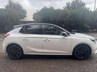 Usata Opel Corsa Design & Tech 102 CV (75 kW) 2023 Bianco Utilitaria