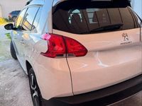 Usata Peugeot 2008 115 CV (84 kW) 2014 Bianco SUV