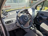 Usata Renault Modus 75 CV (55 kW) 2006 Grigio Monovolume