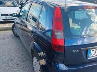 Usata Ford Fiesta 73 CV (53 kW) 2003 Blu Utilitaria