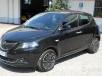 Usata Lancia Ypsilon Gold 69 CV (50 kW) 2022 Nero Utilitaria