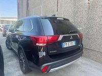 Usata Mitsubishi Outlander Instyle 150 CV (110 kW) 2017 Nero SUV