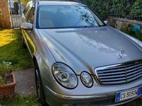 Usata Mercedes E280 Elegance 177 CV (130 kW) 2004 Argento Station wagon