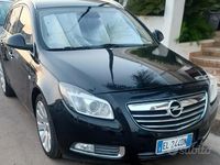 Usata Opel Insignia 160 CV (117 kW) 2012 Nero Station wagon