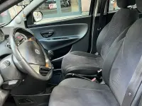 Usata Lancia Ypsilon 69 CV (50 kW) 2013 Bluazzurro Utilitaria