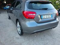 Usata Mercedes A180 122 CV (89 kW) 2015 Grigio Berlina