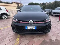 Usado VW Golf VII GTI 245 CV (180 kW) 2018 Negro Berlina