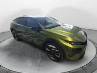 Nuova Peugeot 408 GT GT 145 CV (106 kW) 2026 Verde