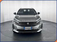 Usata Peugeot 5008 Allure 131 CV (96 kW) 2024 Grigio SUV
