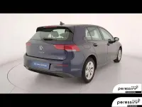 Usata VW Golf VIII Life 131 CV (96 kW) 2023 Blu Berlina