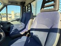 Usata Iveco 35.12 116 CV (85 kW) 2007 Bianco Furgone