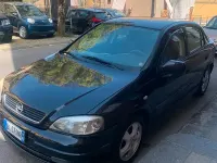 Usata Opel Astra 101 CV (74 kW) 2000 Nero Berlina