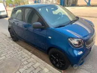 Usata Smart ForFour 61 CV (44 kW) 2016 Blu Utilitaria