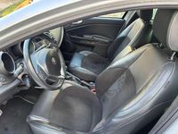 Usata Alfa Romeo Giulietta Executive 150 CV (110 kW) 2015 Argento Utilitaria