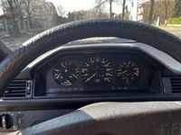 Usata Mercedes E200 122 CV (89 kW) 1984
