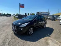 Usata Peugeot 3008 Business-Line 112 CV (82 kW) 2011 Nero Station wagon
