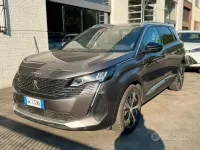 Usata Peugeot 5008 Allure 131 CV (96 kW) 2024 Grigio SUV
