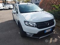 Usata Dacia Sandero Prestige 90 CV (66 kW) 2015 Bianco Berlina
